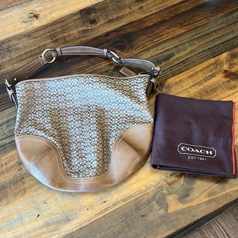 Vintage Coach Large Signature Tan Hobo Shoulder Bag - Picture 2 of 9